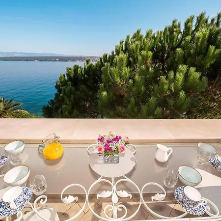 Palace Clara 4 Island Of Krk By Vi *